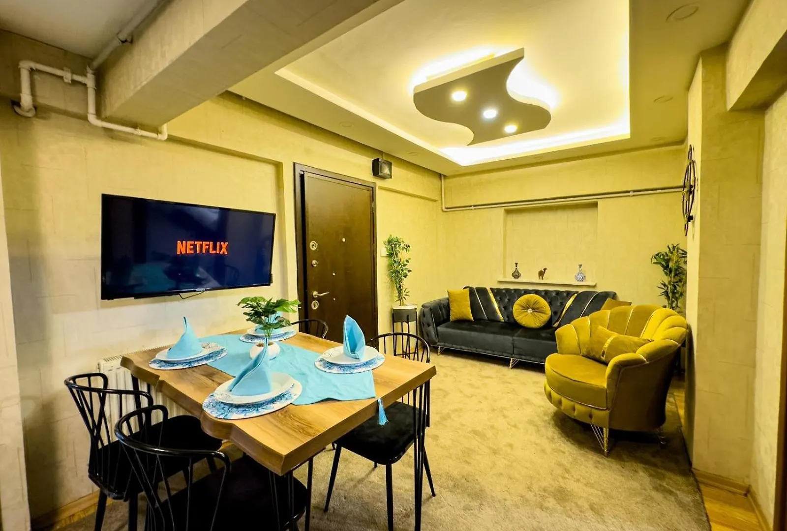 Findikzade Seaside Flats In Lively Fatih Area Very Near Metro And Tourist Sights Istanbul Apartment