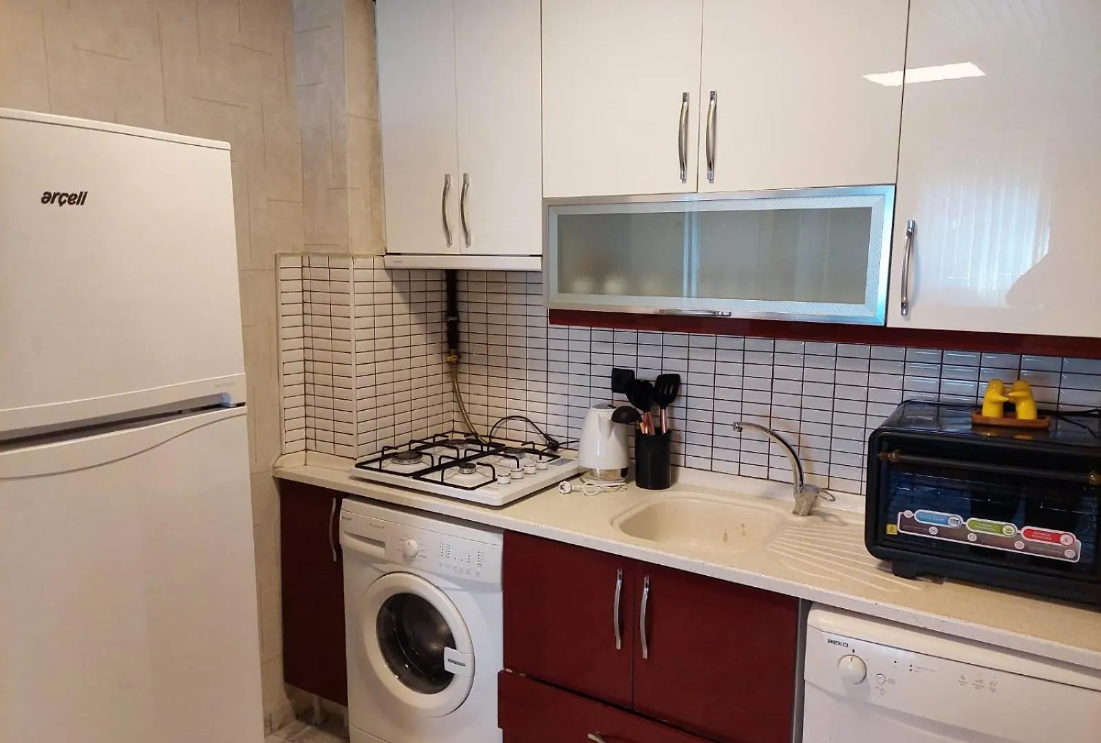 Findikzade Seaside Flats In Lively Fatih Area Very Near Metro And Tourist Sights Istanbul Apartment