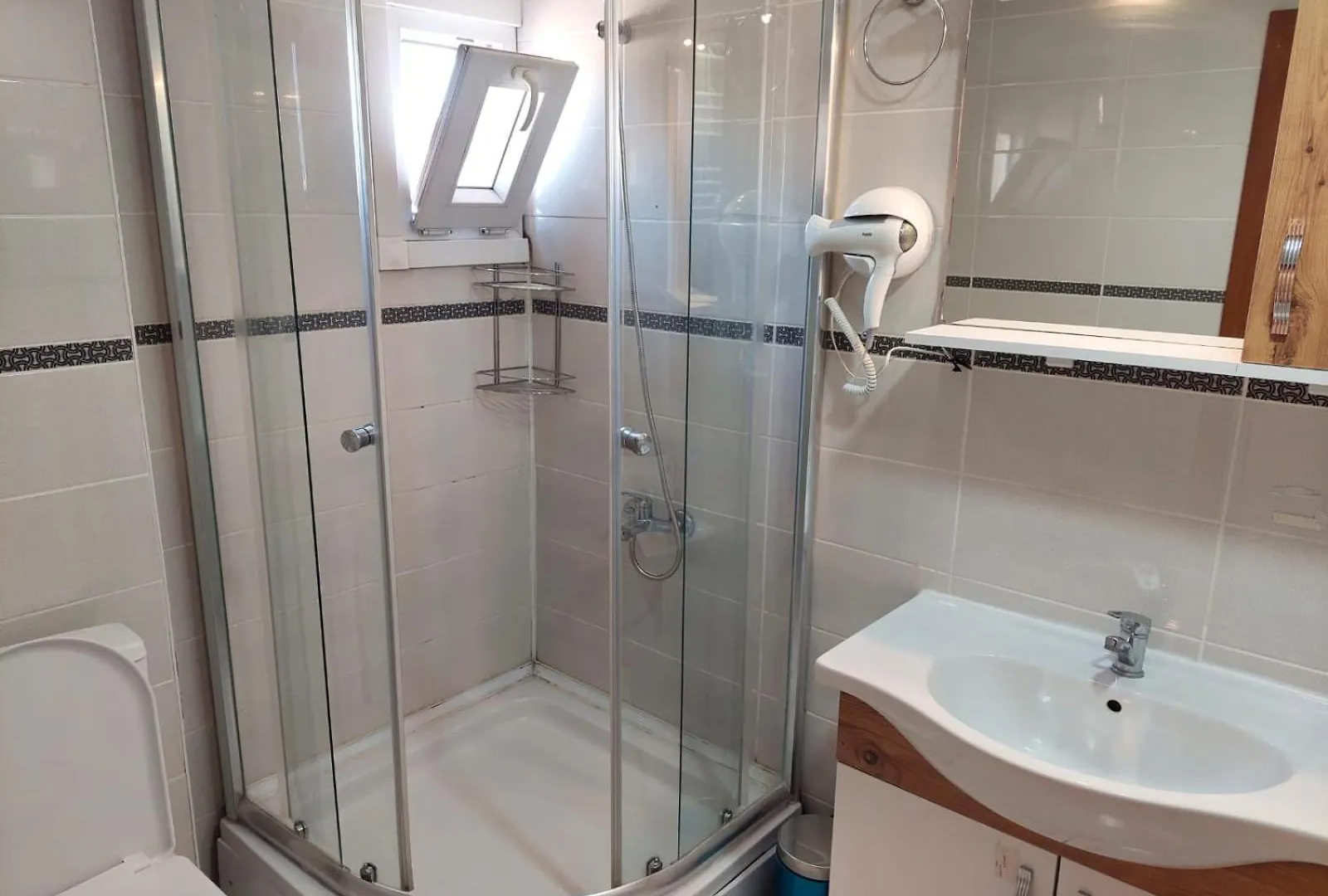 Findikzade Seaside Flats In Lively Fatih Area Very Near Metro And Tourist Sights Istanbul Apartment