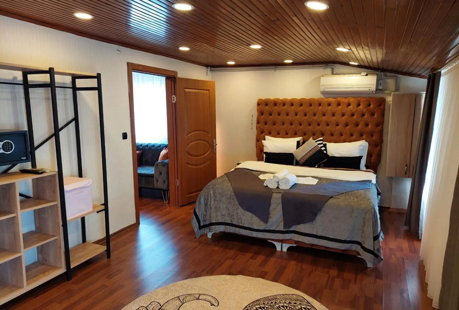 Findikzade Seaside Flats In Lively Fatih Area Very Near Metro And Tourist Sights Istanbul