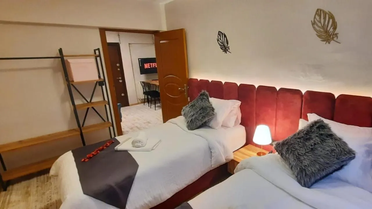 Findikzade Seaside Flats In Lively Fatih Area Very Near Metro And Tourist Sights Istanbul Apartment